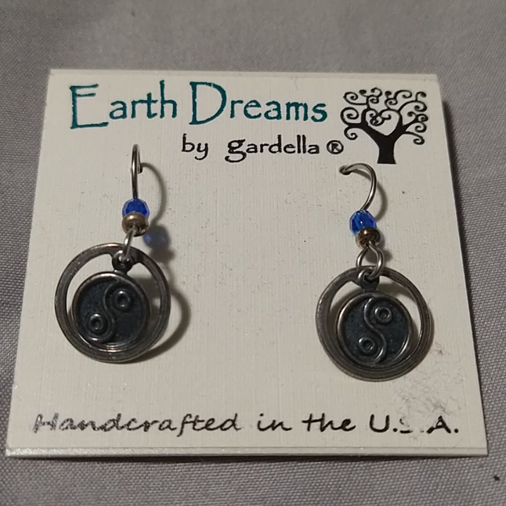 🆕 Ying Yang Earrings